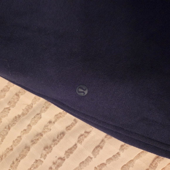 Lululemon Scuba Jogger - Picture 7 of 8